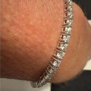 Silver Jeans Elegant Silver Bracelet